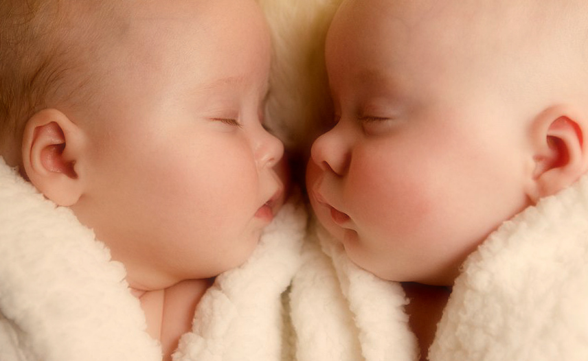 Видео С Поздравлением Рождения Двойняшек Скачать