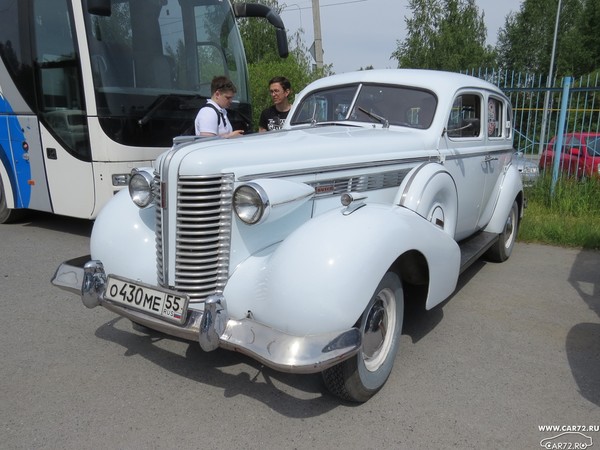 Вчера и сегодня в нашем городе побывал Buick 1938 года выпуска, который принял участие в Ралли Классических Автомобилей "OldMotors": http://www.car72.ru/forum/viewtopic.php?f=21&t=119148